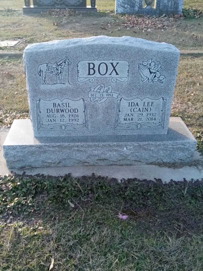 Ida Lee Cain Box's grave. Photo 1