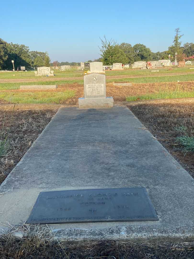 Lawrence Elonzo Bain's grave. Photo 2