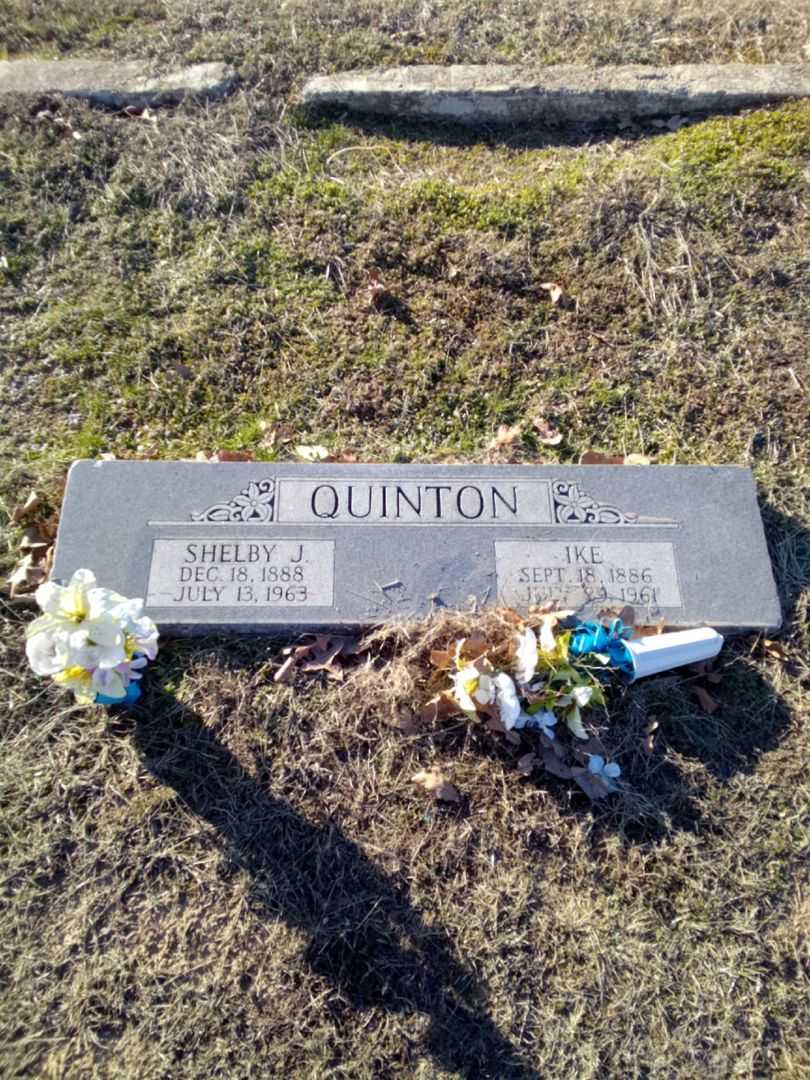 Shelby J. Quinton's grave. Photo 1