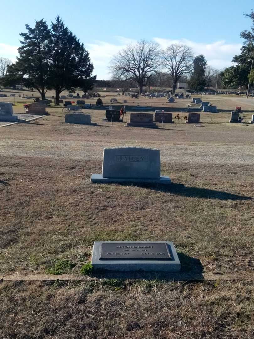 Reverend F. Afton Bailey's grave. Photo 2