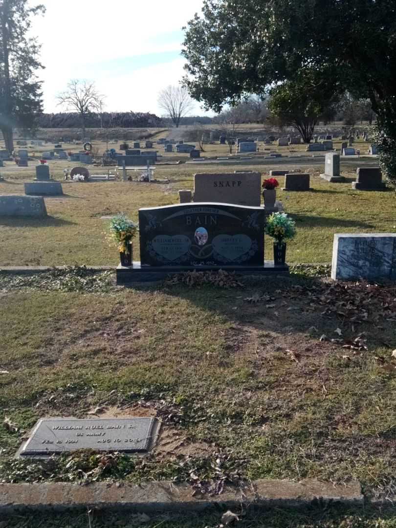 Shirley C. Elliott Bain's grave. Photo 2
