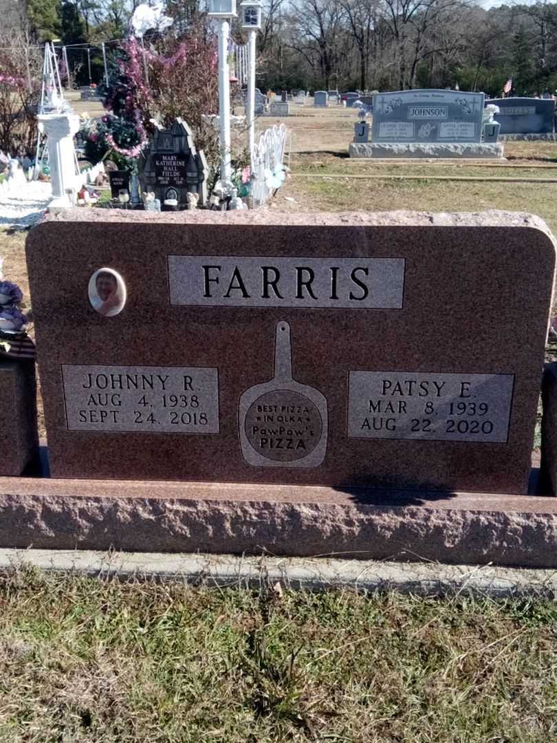 Johnny R. Farris's grave. Photo 1