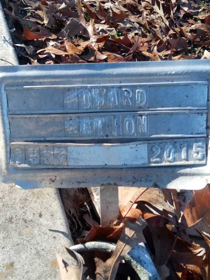 Howard Nation's grave. Photo 3