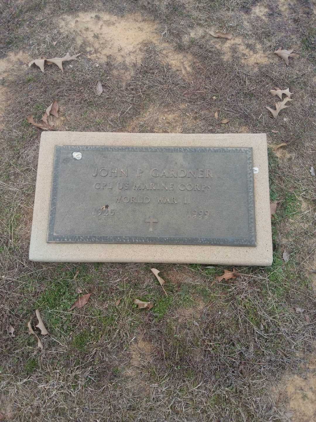 Edna M. Gardner's grave. Photo 3