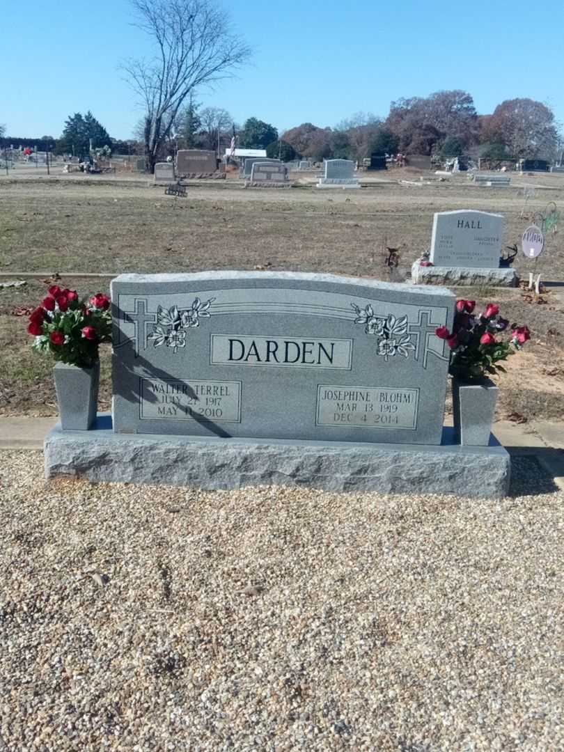 Walter Terrel Darden's grave. Photo 2