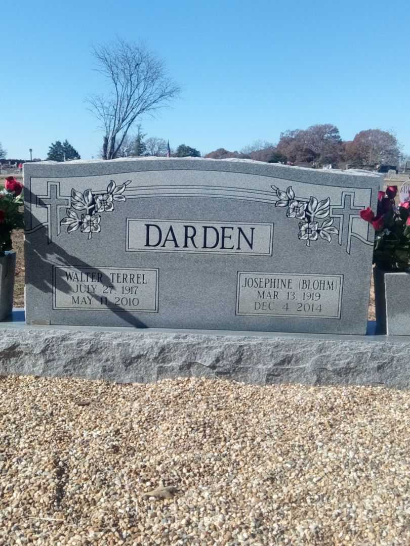 Walter Terrel Darden's grave. Photo 1
