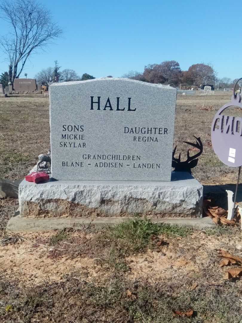 Jackie Dean Hall's grave. Photo 3