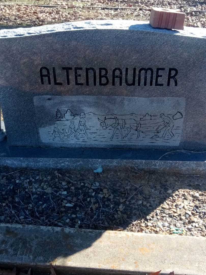 Clarence Carlton Altenbaumer's grave. Photo 3