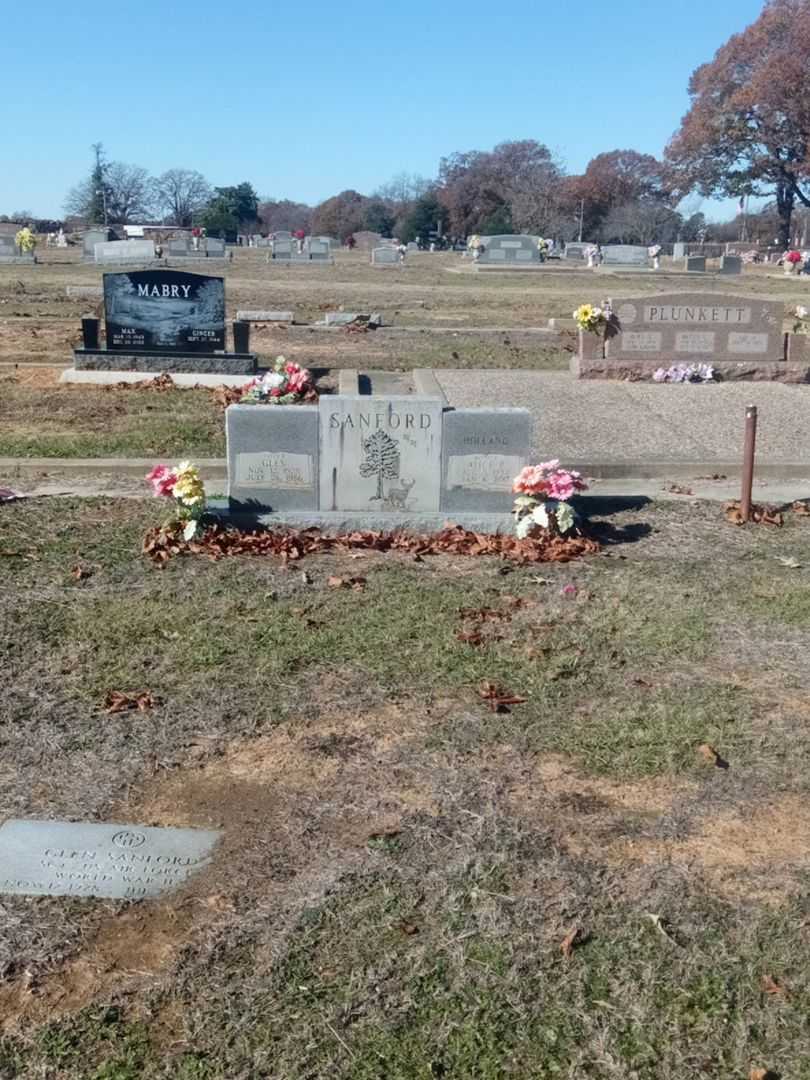 Glen Sanford's grave. Photo 2