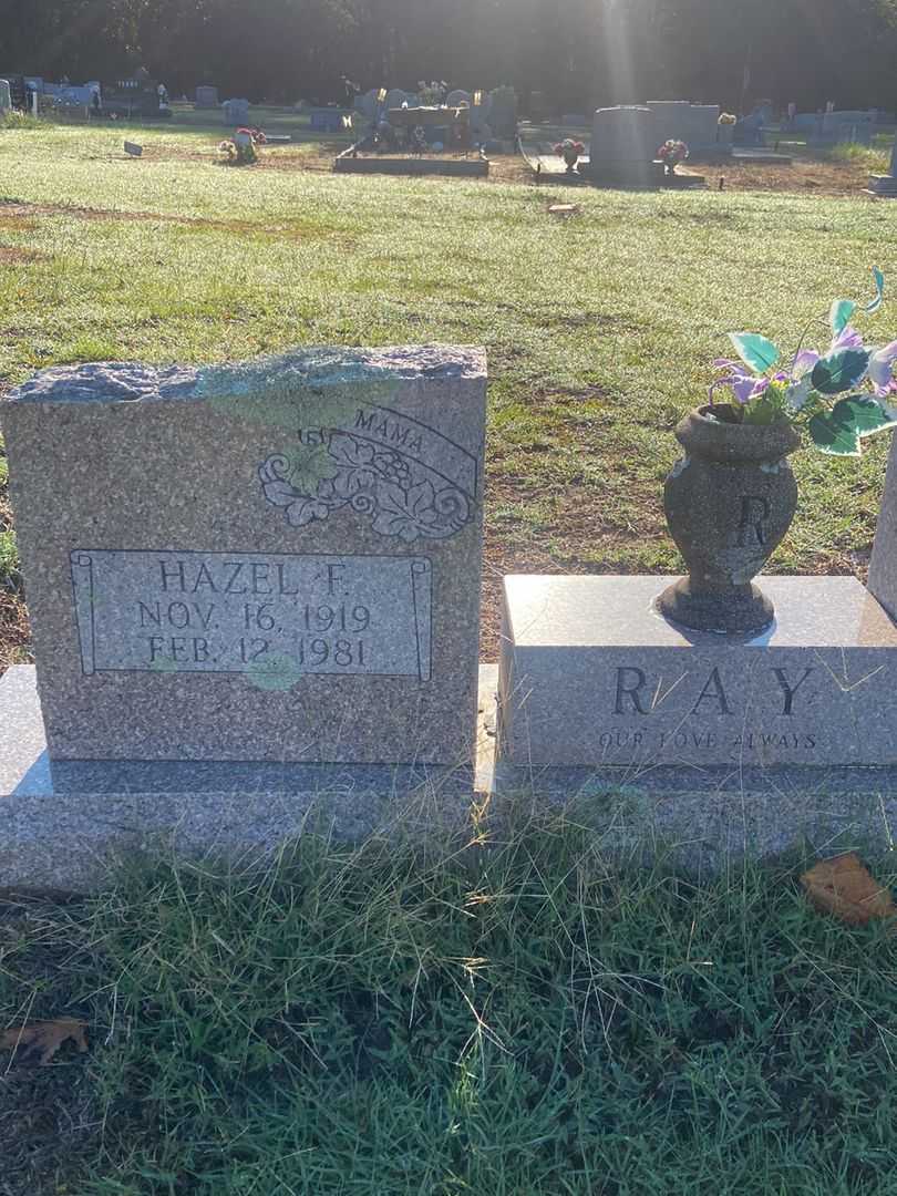 Hazel F. Ray's grave. Photo 1