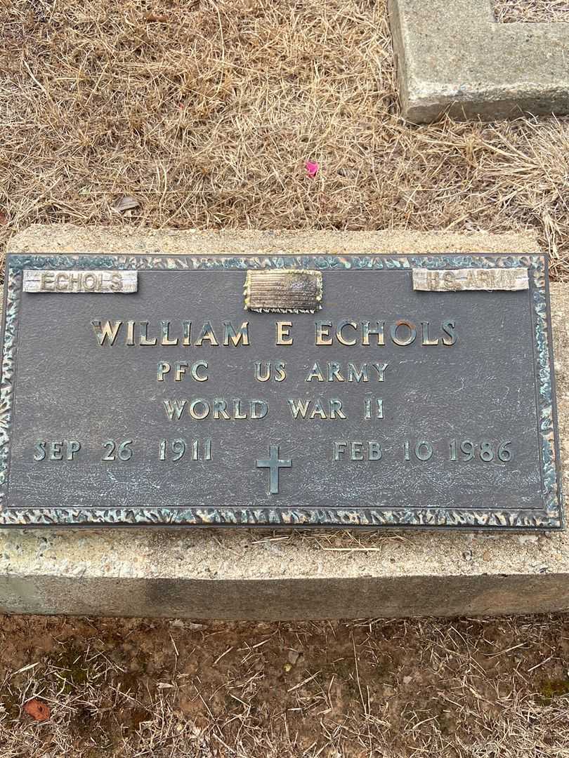 William E. Echols's grave. Photo 1