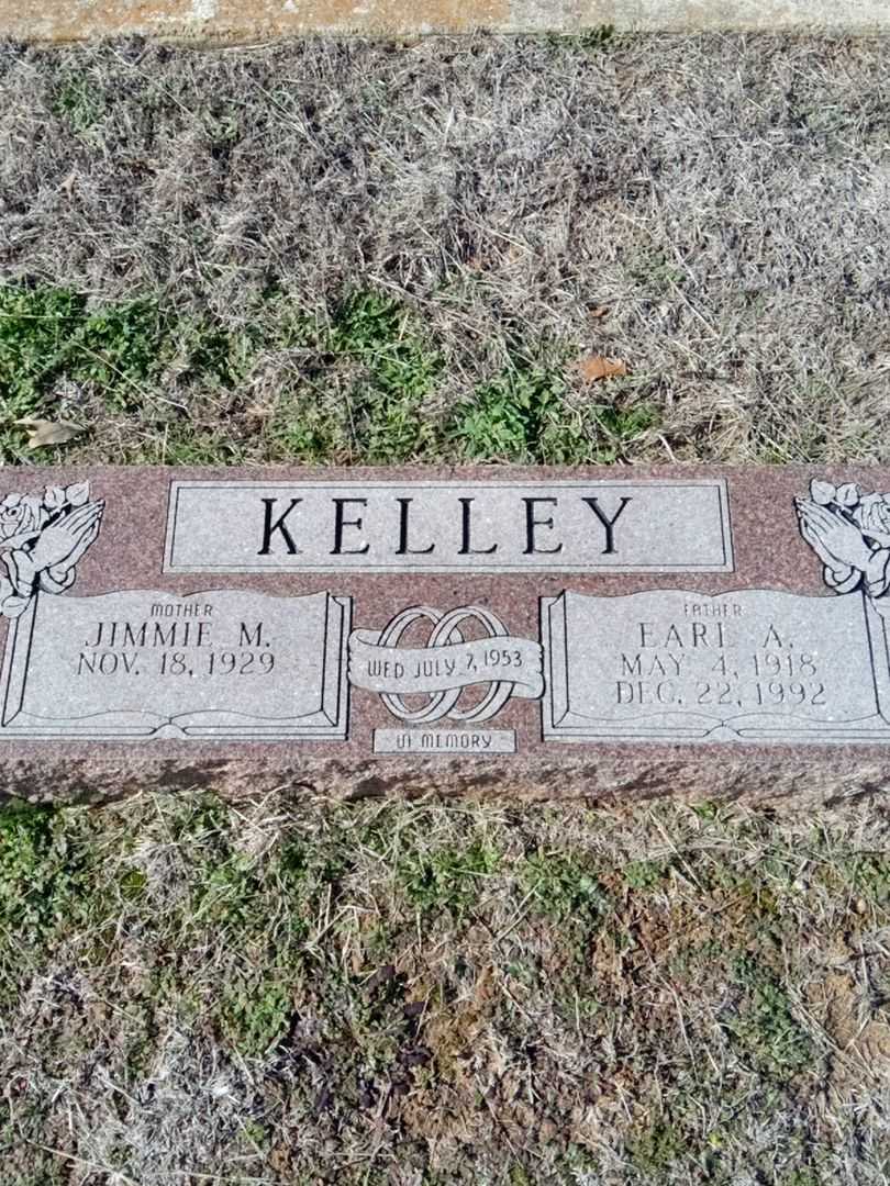 Earl A. Kelley's grave. Photo 1