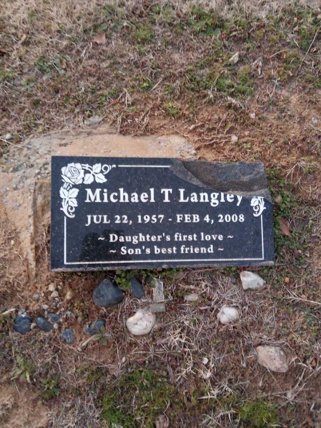 Michael T. Langley's grave. Photo 1