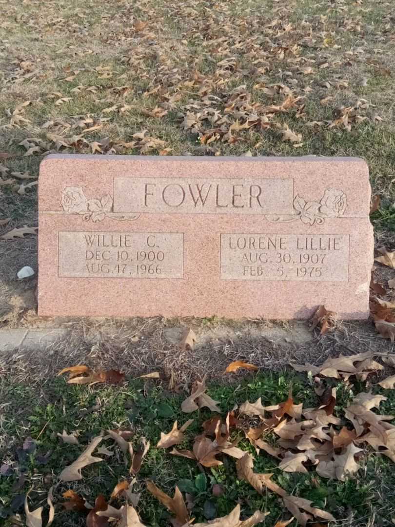 Lorene Lillie Fowler's grave. Photo 3
