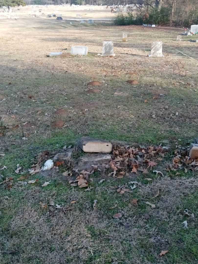 William Olieton's grave. Photo 2