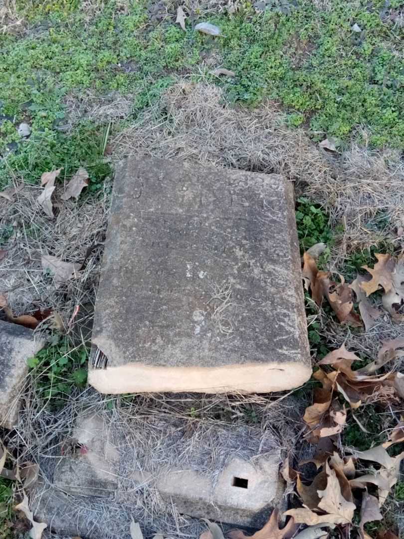 William Olieton's grave. Photo 3