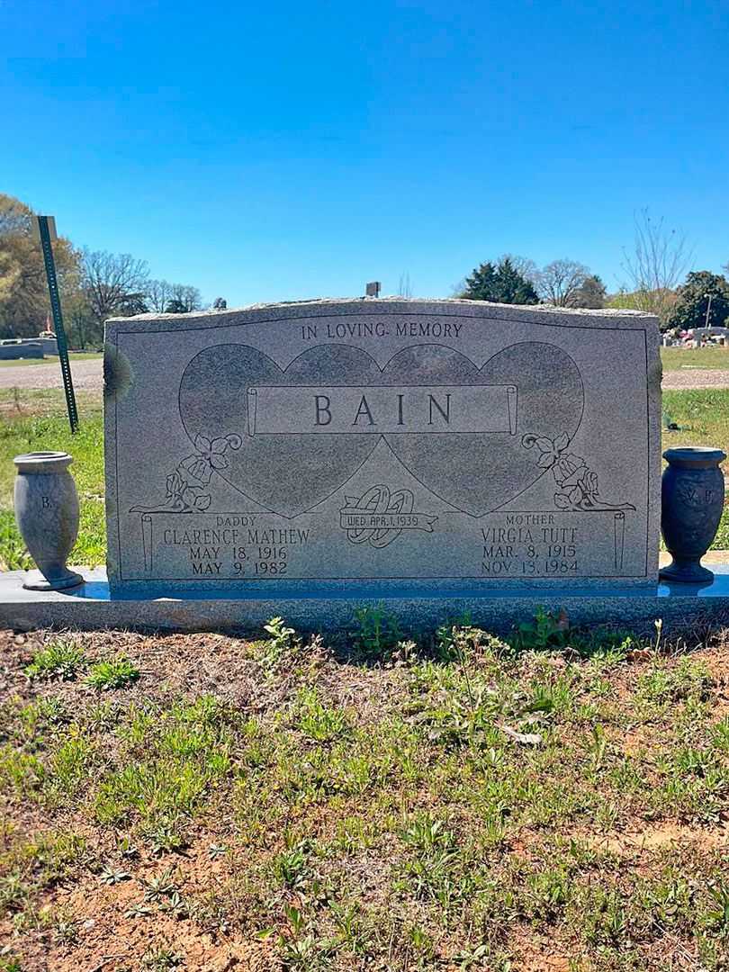 Clarence Mathew Bain's grave. Photo 3