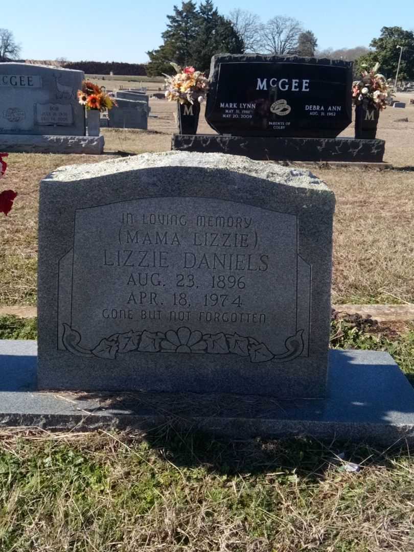 Lizzie Daniels's grave. Photo 1