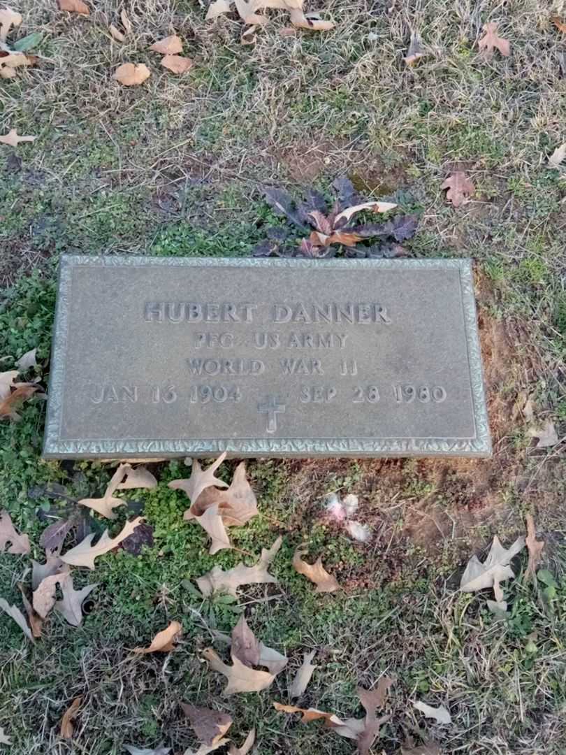 Hubert Danner's grave. Photo 1