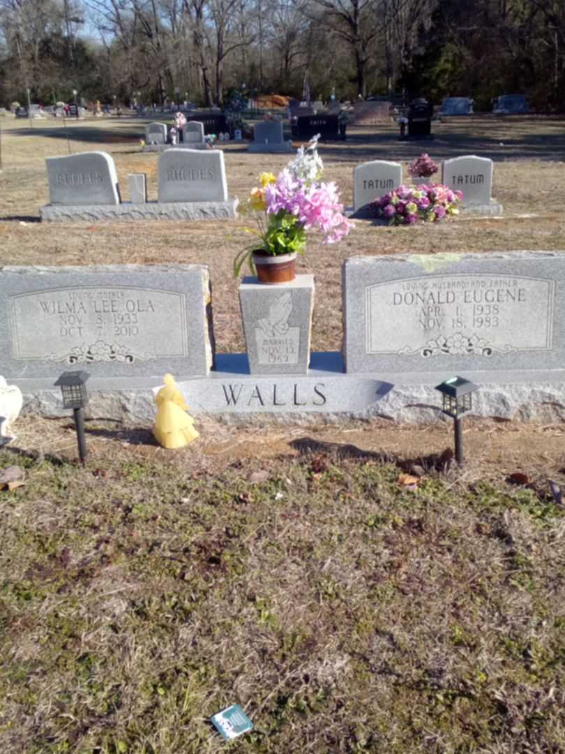 Donald Eugene Walls's grave. Photo 3