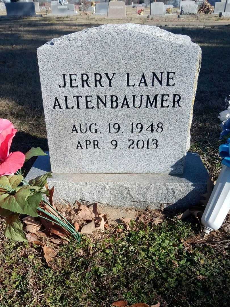 Jerry Lane Altenbaumer's grave. Photo 1