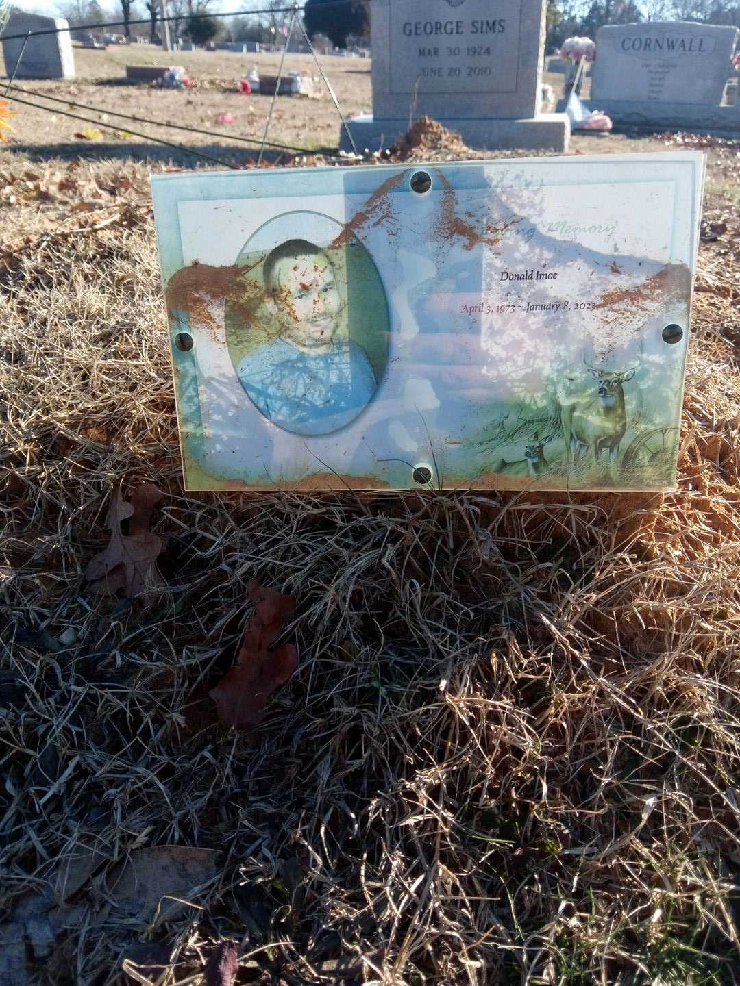 Donald Imoe's grave. Photo 1