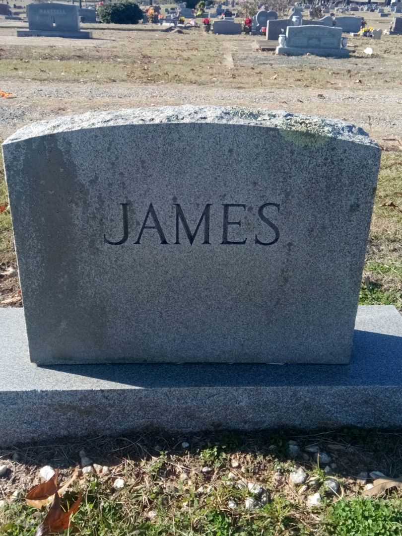 Eula Myrel James's grave. Photo 3