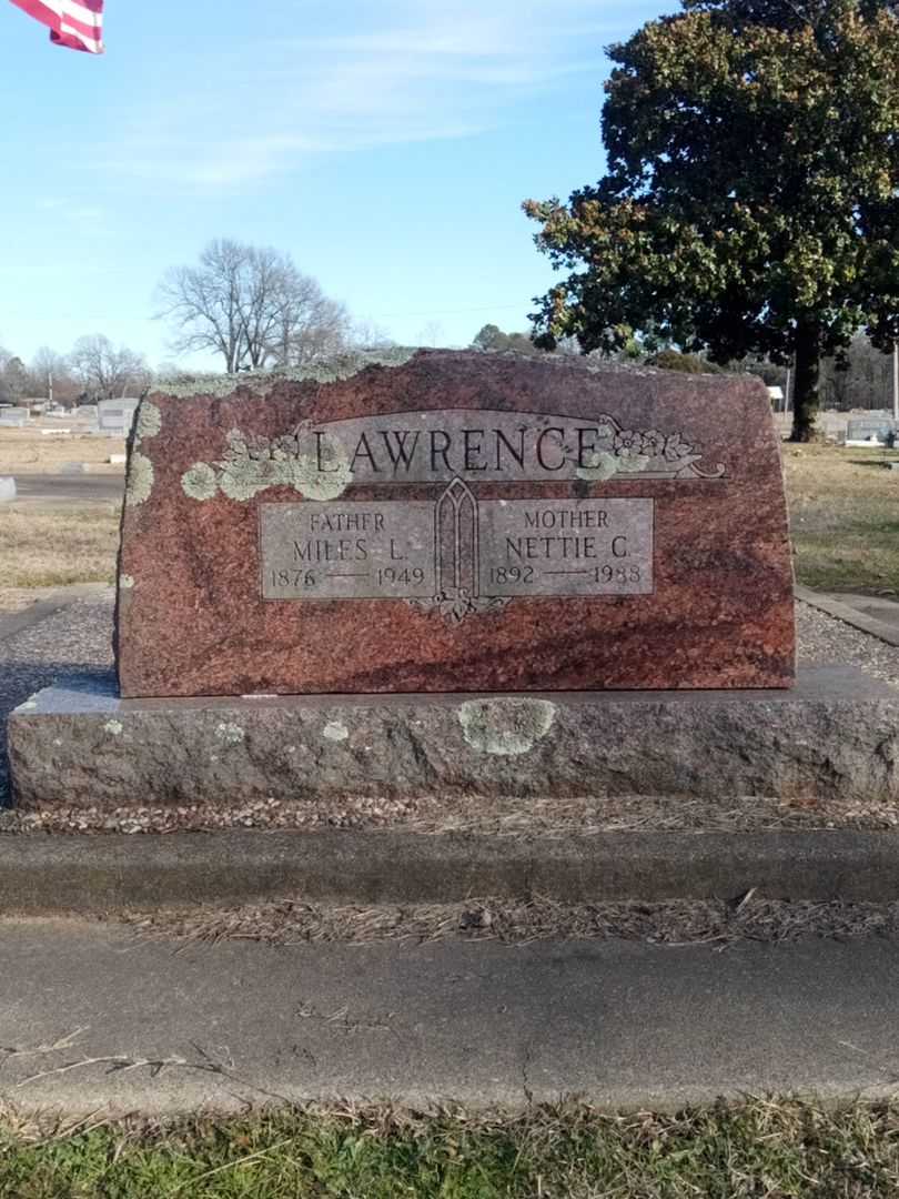 Miles L. Lawrence's grave. Photo 1