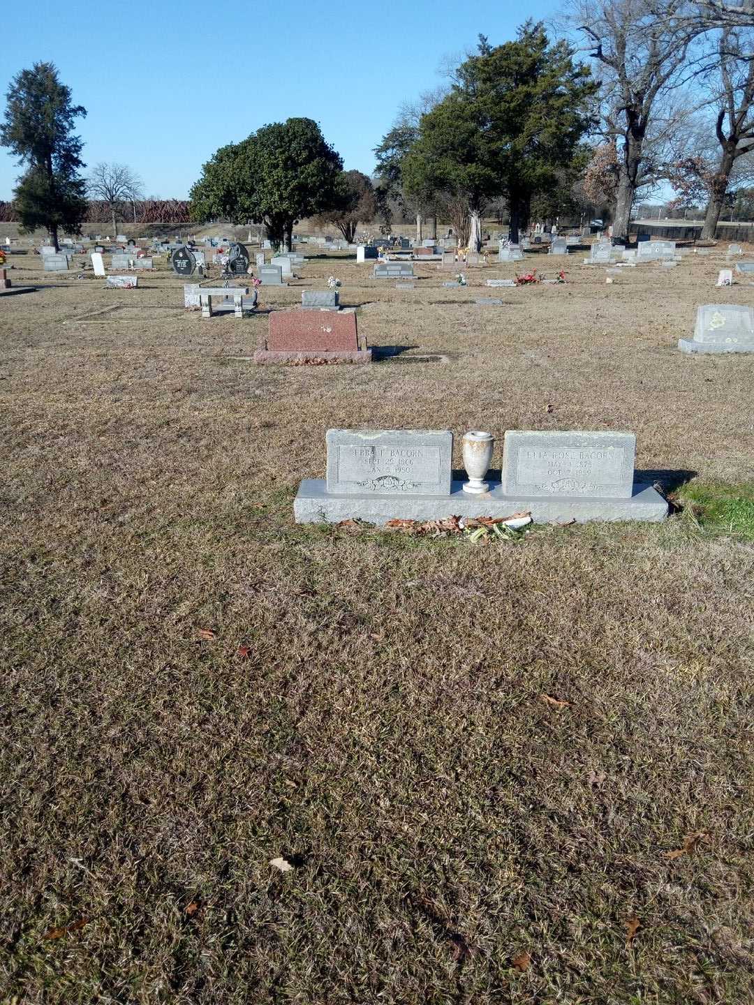 Ebba F. Bacorn's grave. Photo 2