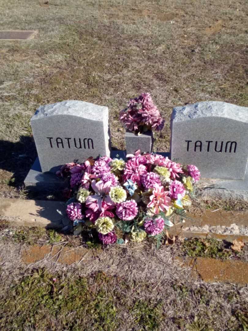 Isaac Lon Tatum's grave. Photo 3