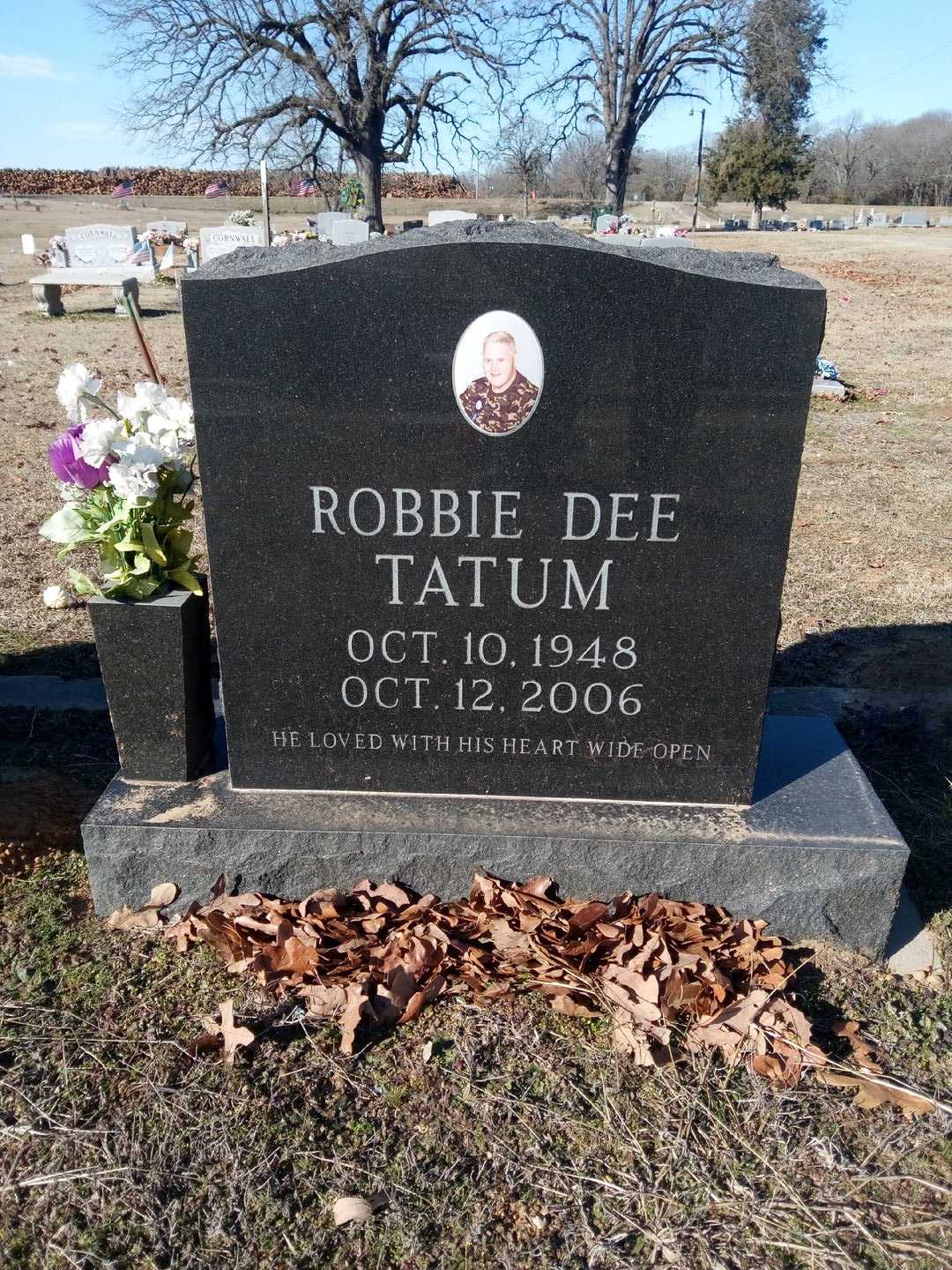 Robbie Dee "Dickey" Tatum's grave. Photo 1