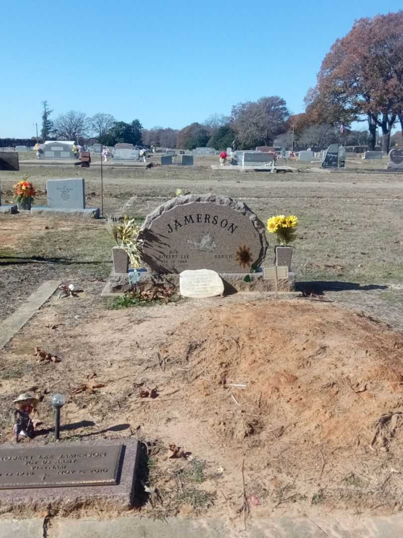 Robert Lee "Bob" Jamerson's grave. Photo 2