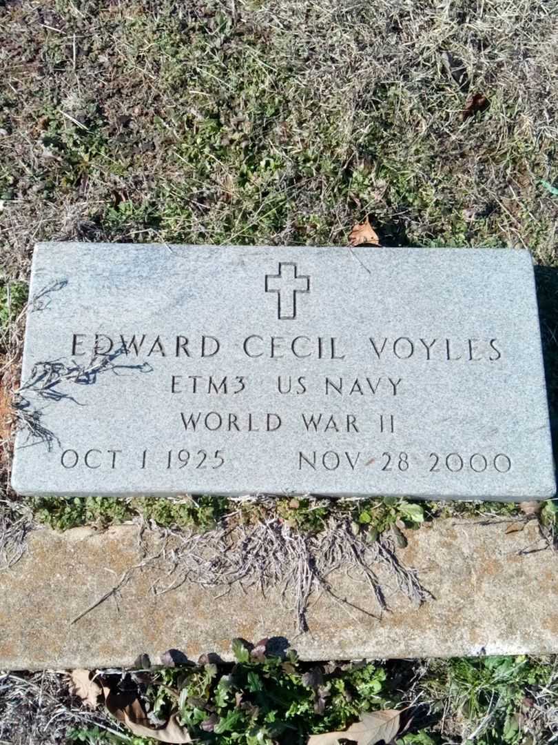 Edward Cecil Voyles's grave. Photo 4