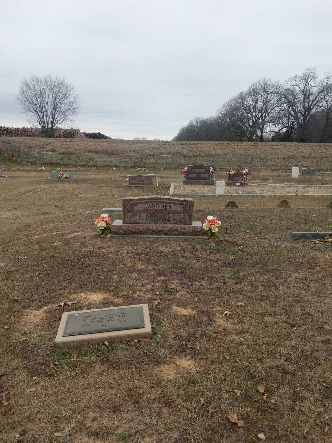 Edna M. Gardner's grave. Photo 4