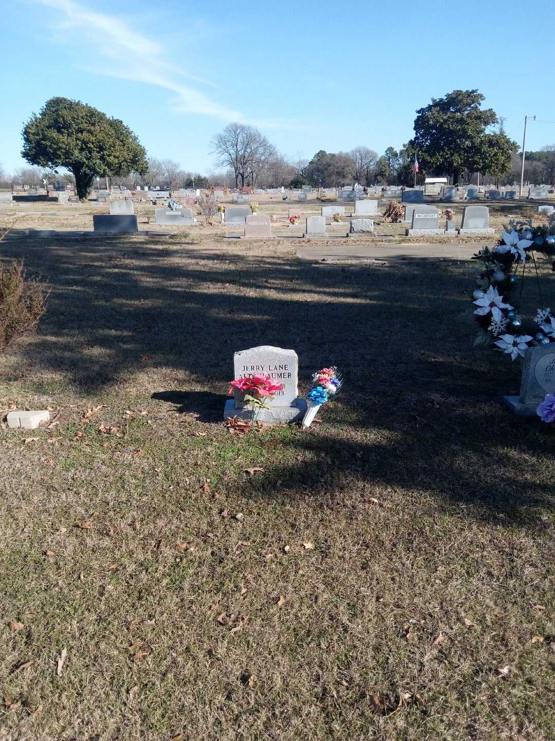 Jerry Lane Altenbaumer's grave. Photo 2