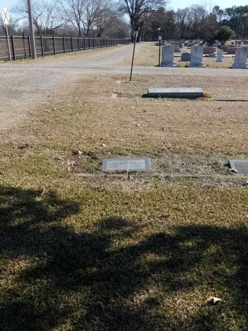John W. Caldwell's grave. Photo 2