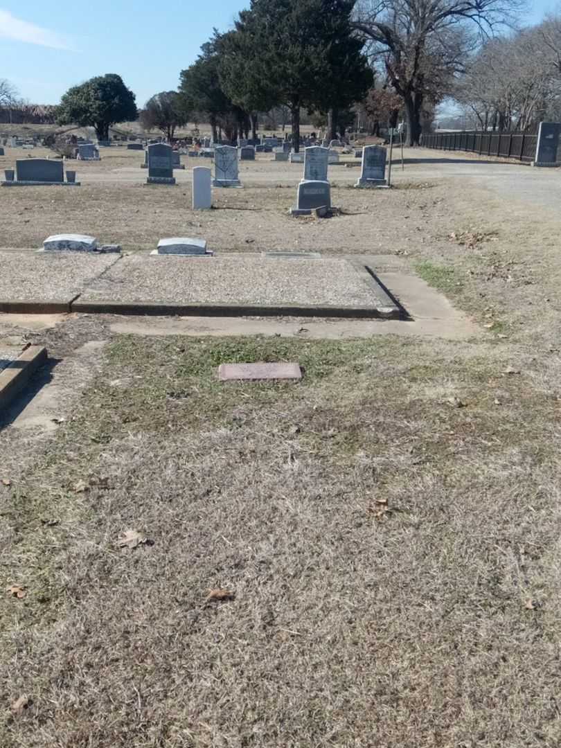 Jessy Howard Bailey's grave. Photo 2